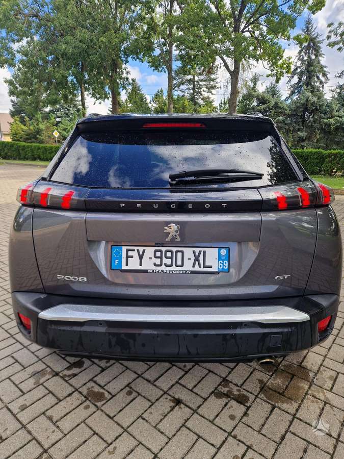 Peugeot 2008 - 4