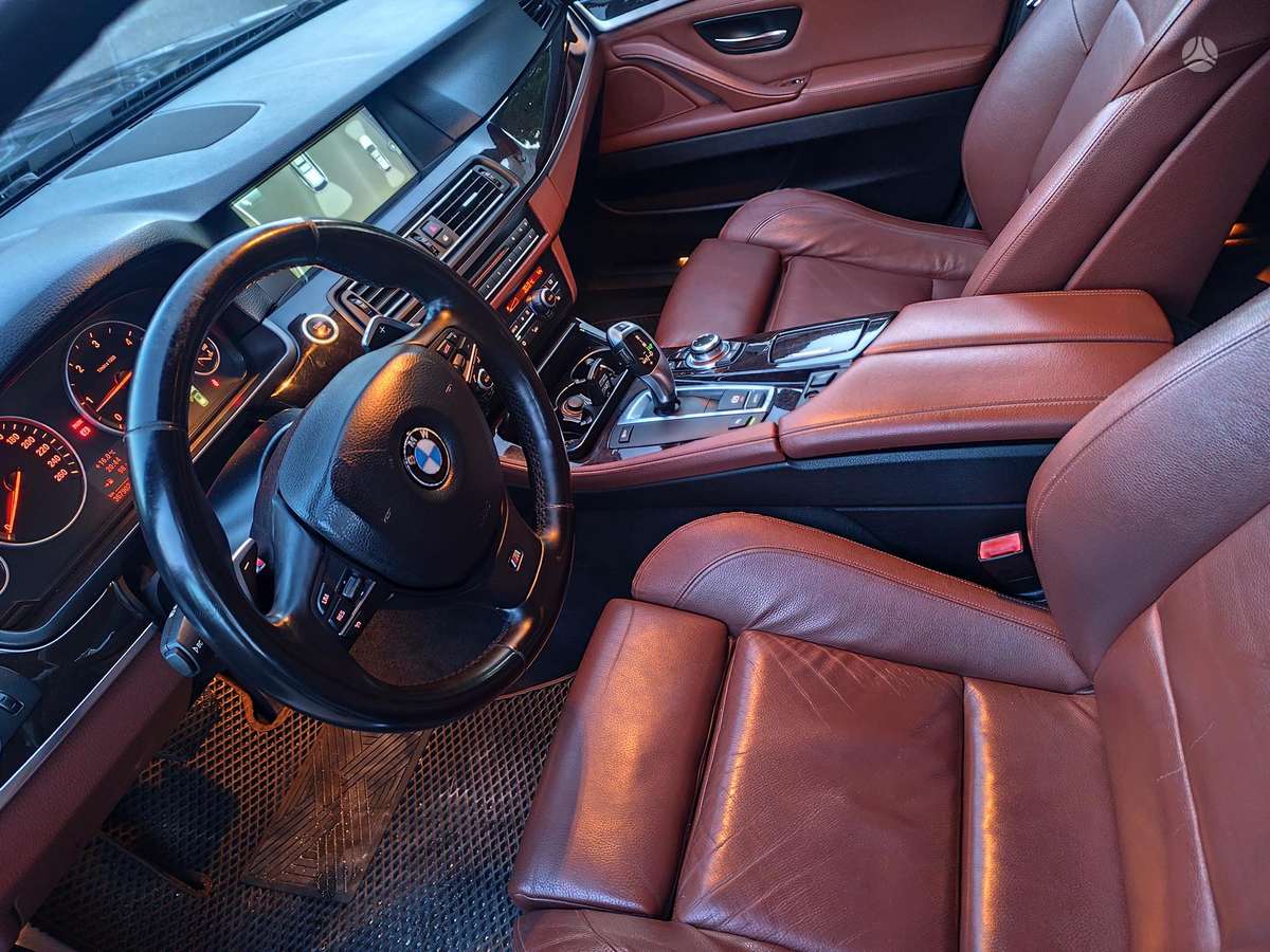 BMW 525, 3.0 l., Универсал