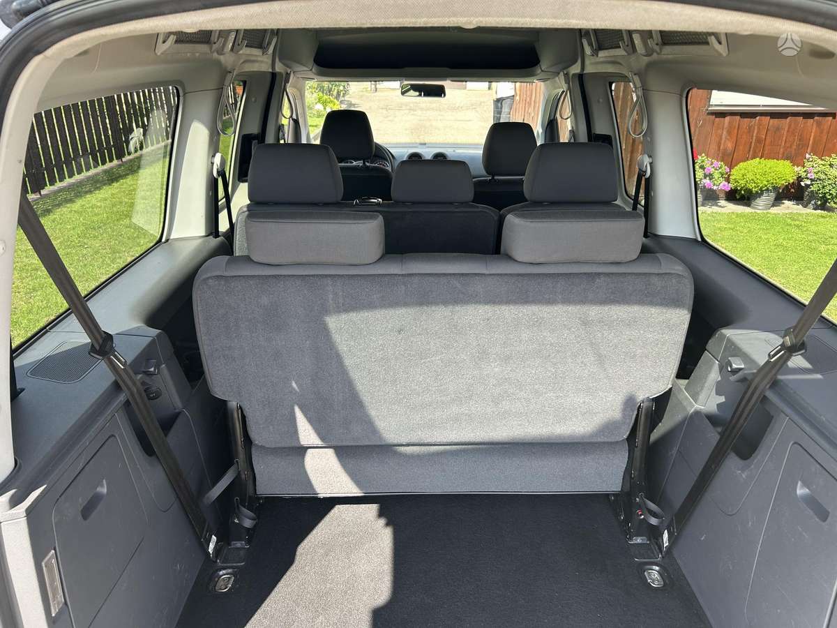 Volkswagen Caddy Maxi - 6
