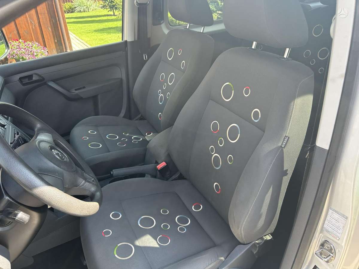 Volkswagen Caddy Maxi - 7