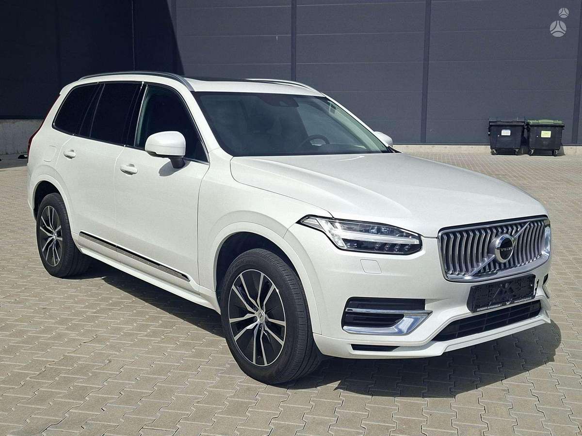 Volvo XC90 - 1
