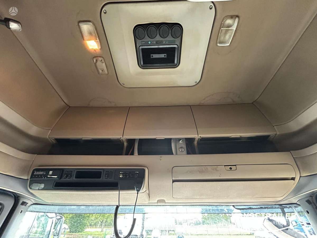 Scania R440 Mega Low Deck, double sleeper