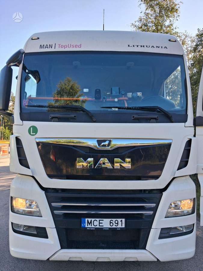 MAN TGX-460, double sleeper