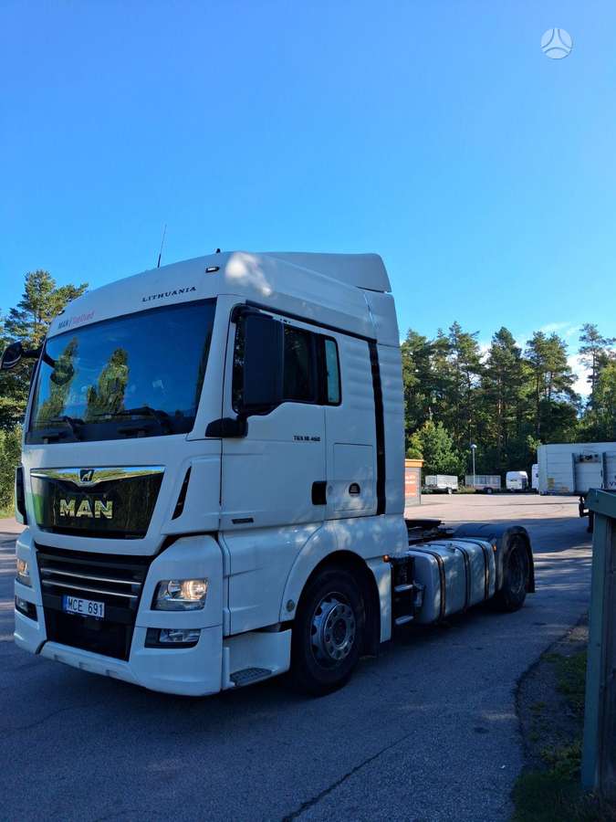 MAN TGX-460, double sleeper