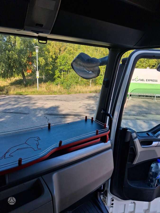 MAN TGX-460, double sleeper