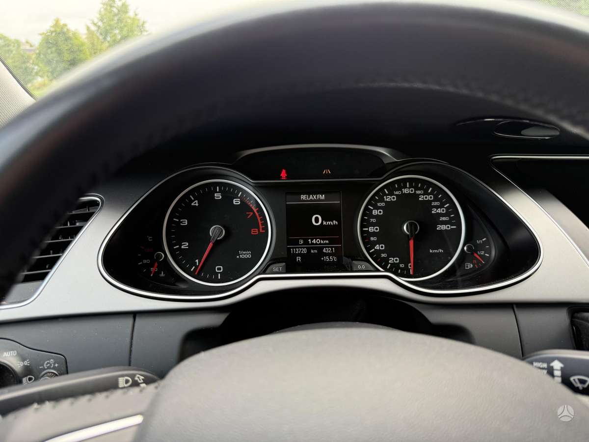 Audi A4, 1.8 l., Седан