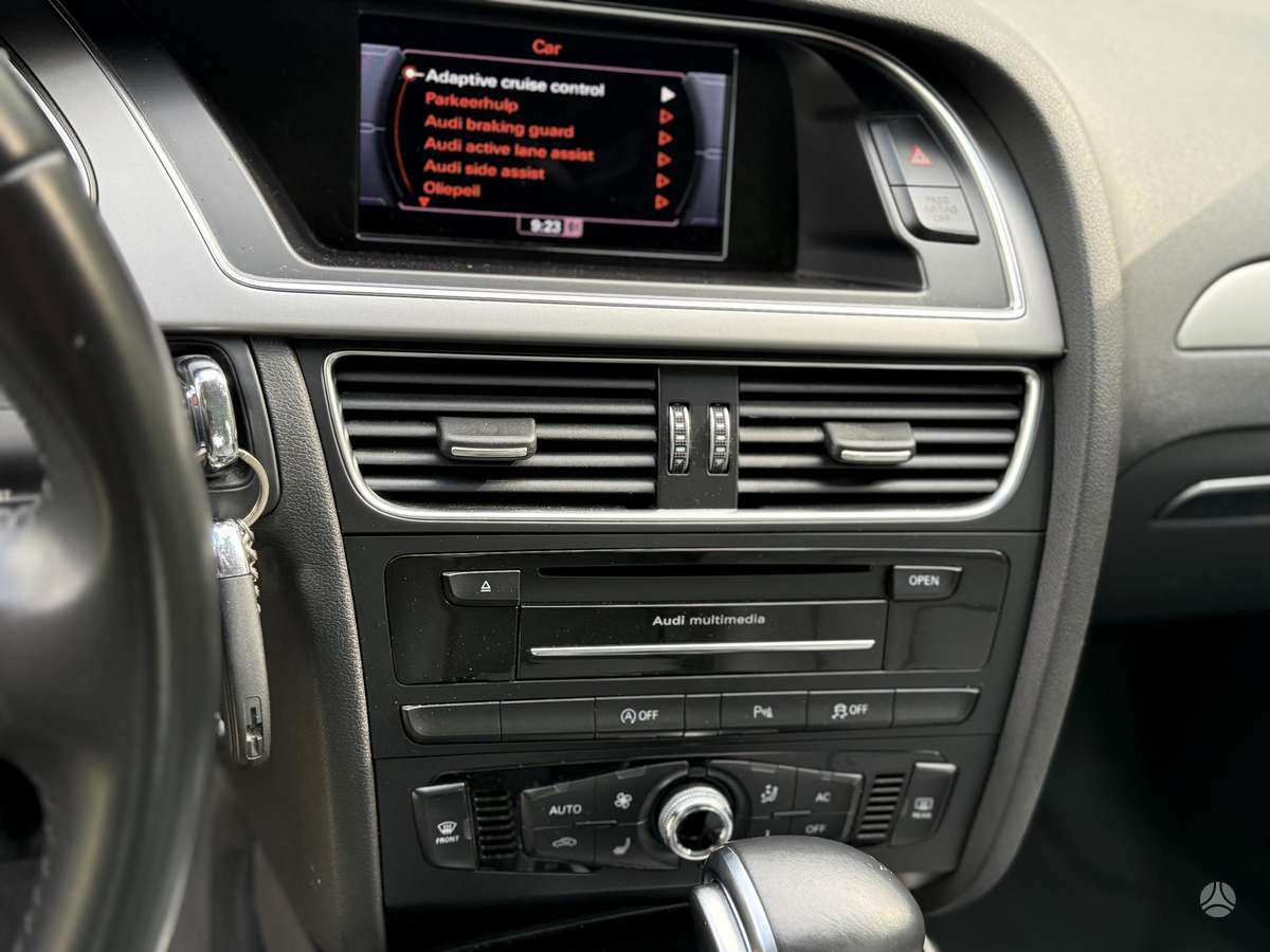 Audi A4, 1.8 l., Седан