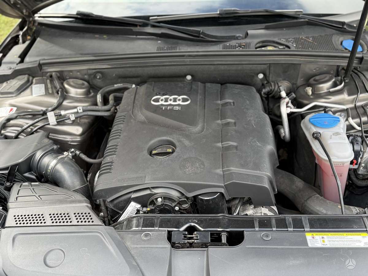 Audi A4, 1.8 l., Седан