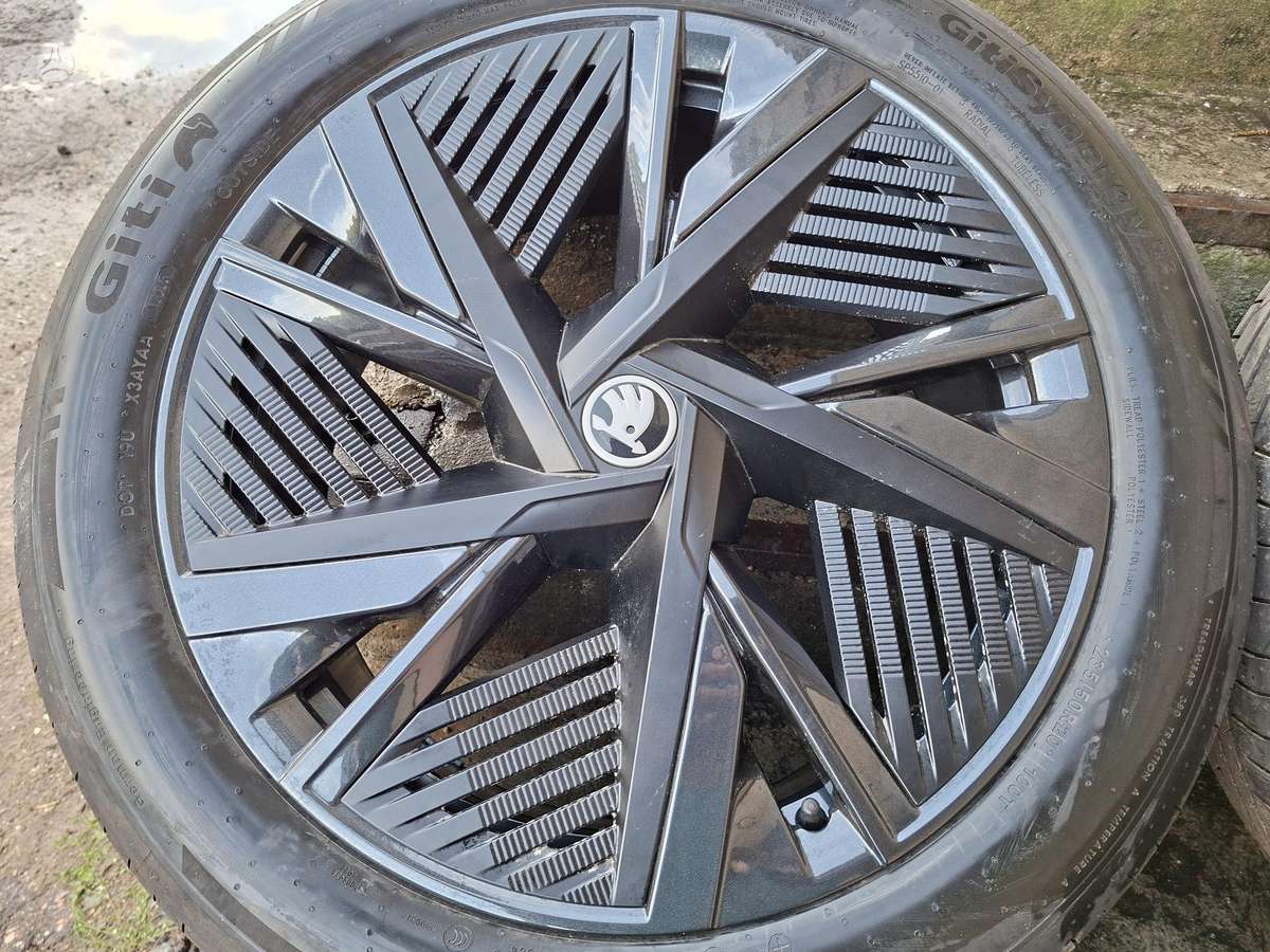 Skoda ENYAQ, light alloy, R20
