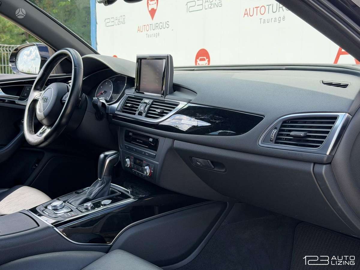 Audi A6 allroad, 3.0 l., Универсал