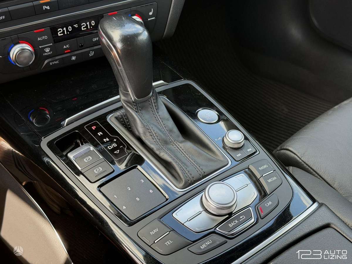 Audi A6 allroad, 3.0 l., Универсал
