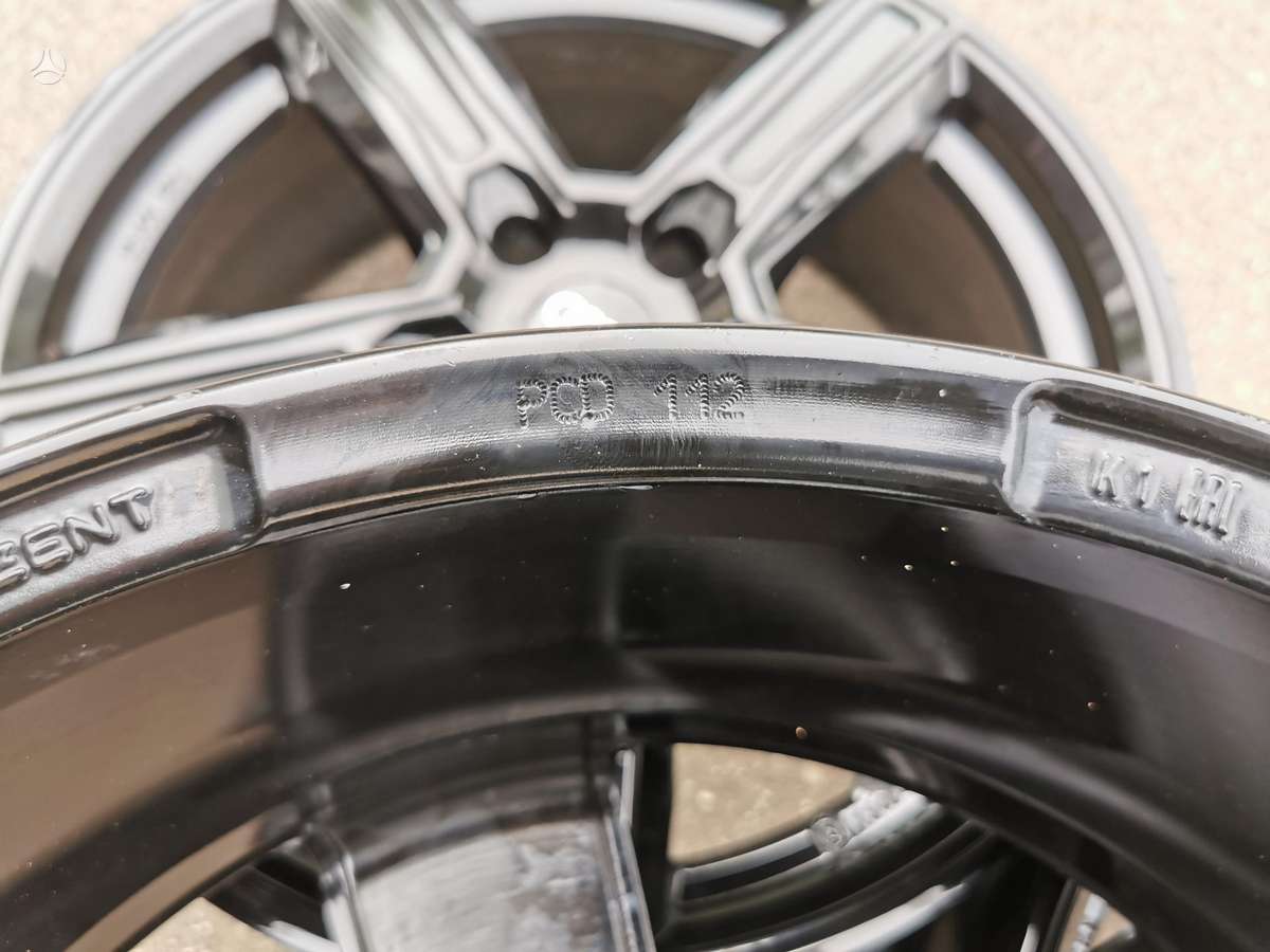 Audi A4 / A5 / Q5 2025m., light alloy, R18