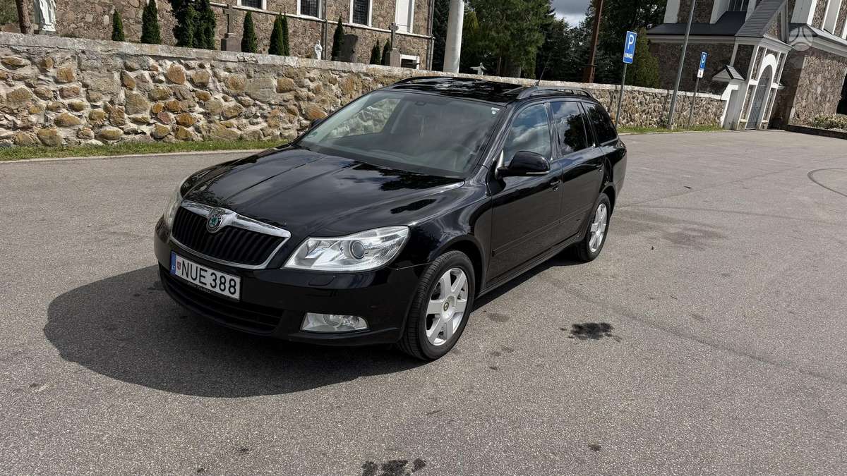 Škoda Octavia - 2