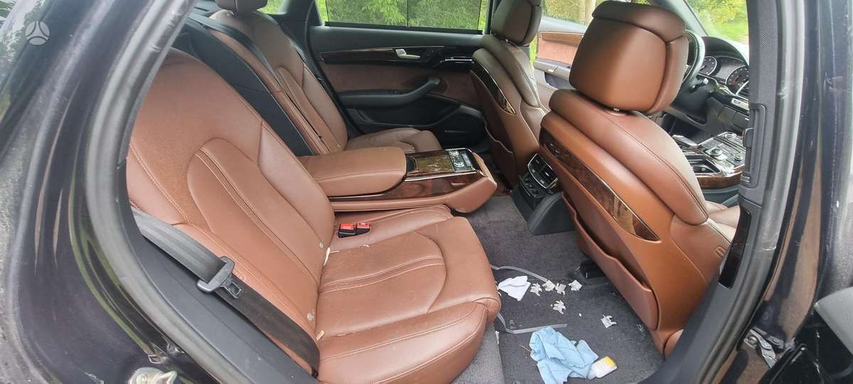 Audi A8, 4.0 l., Седан