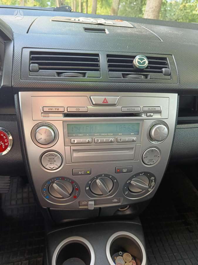 Mazda 2, 1.4 l., Хэтчбек