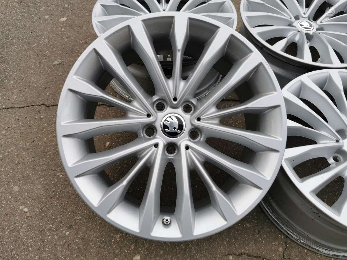 Skoda KODIAQ / SuperB, light alloy, R18
