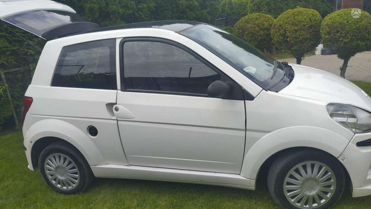 Ligier ixo, 0.5 l., hatchback