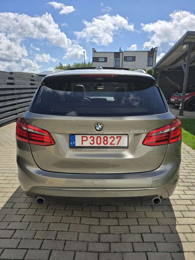 BMW 225 Active Tourer, 2.0 l., Минивэн
