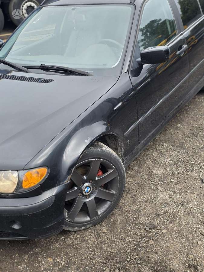 BMW 3 serija dalimis