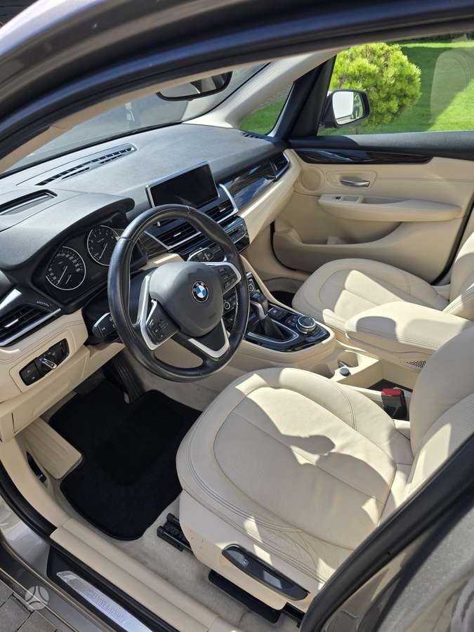 BMW 225 Active Tourer, 2.0 l., Минивэн
