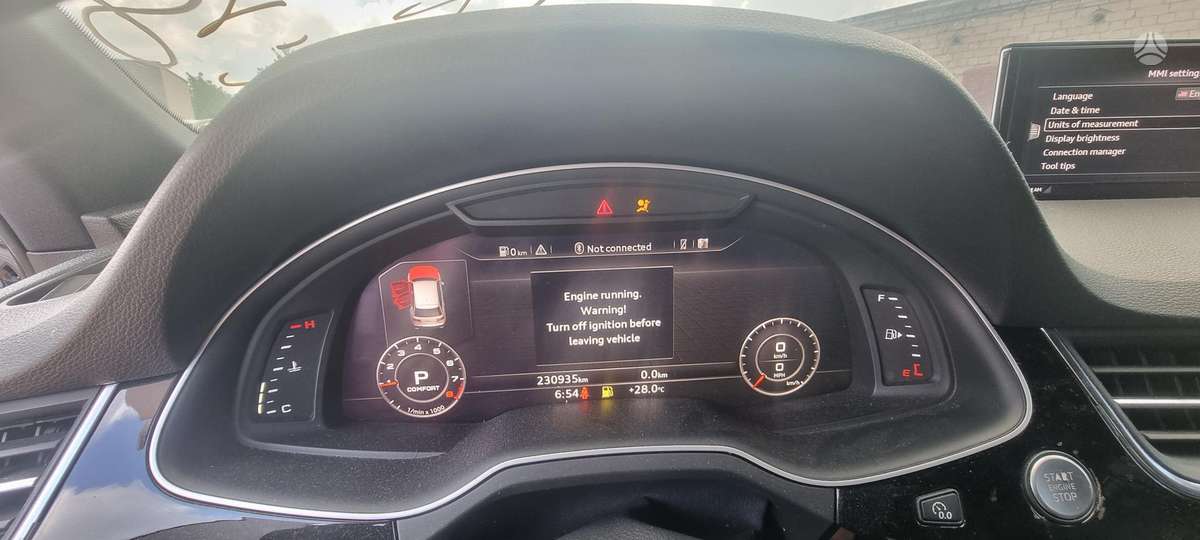 Audi Q7, 3.0 l., off-road / crossover