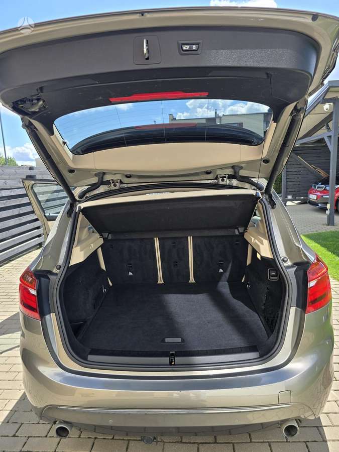 BMW 225 Active Tourer, 2.0 l., Минивэн