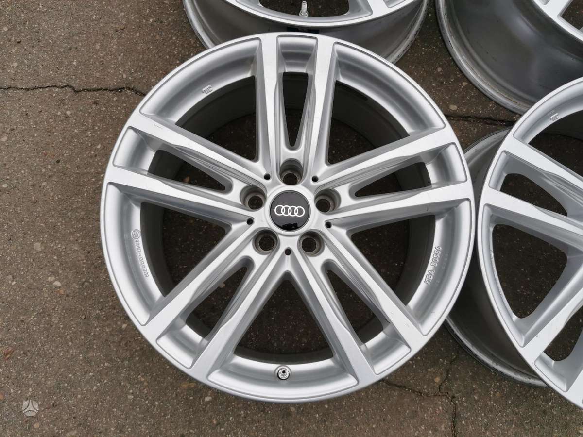 Audi A5 / A8, lengvojo lydinio, R19