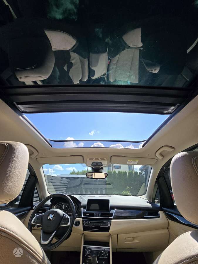 BMW 225 Active Tourer, 2.0 l., Минивэн