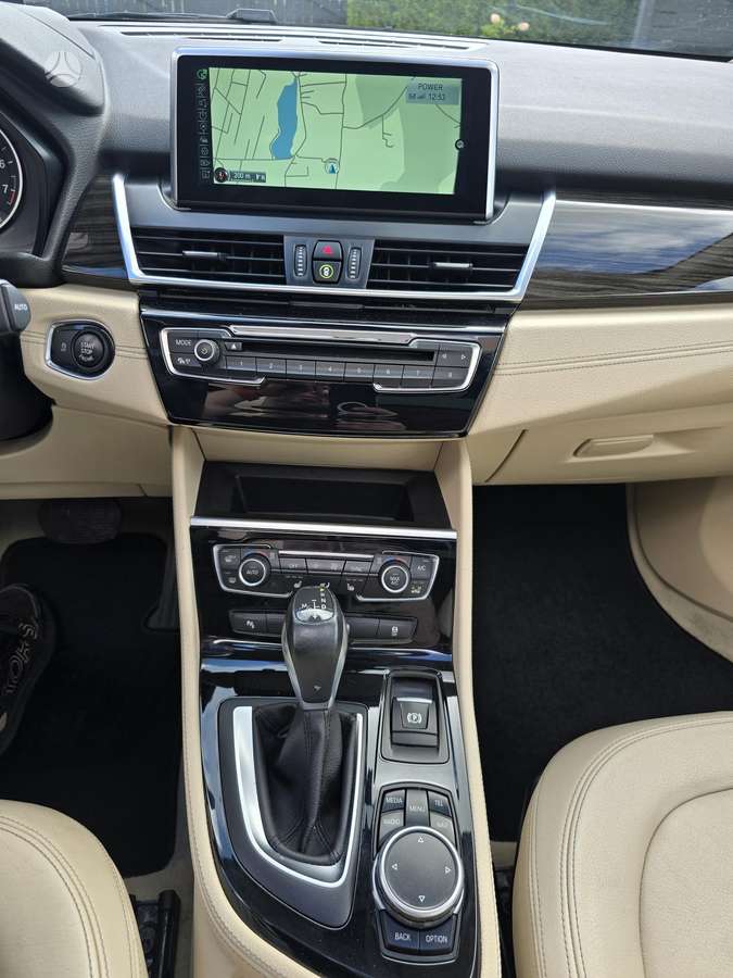 BMW 225 Active Tourer, 2.0 l., Минивэн