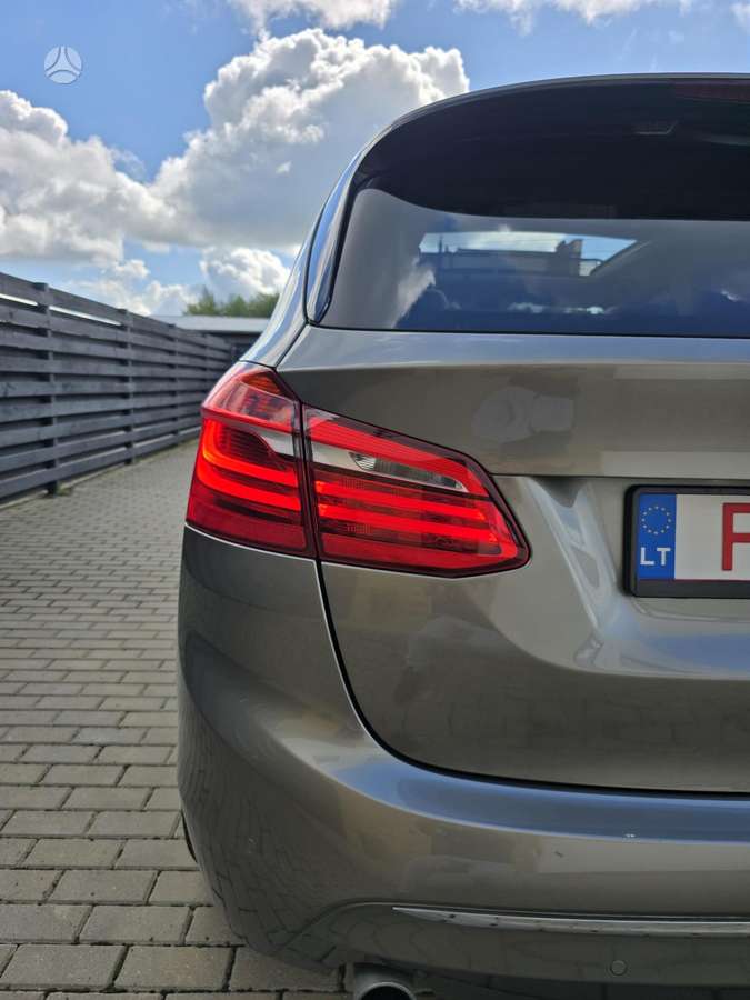 BMW 225 Active Tourer, 2.0 l., Минивэн