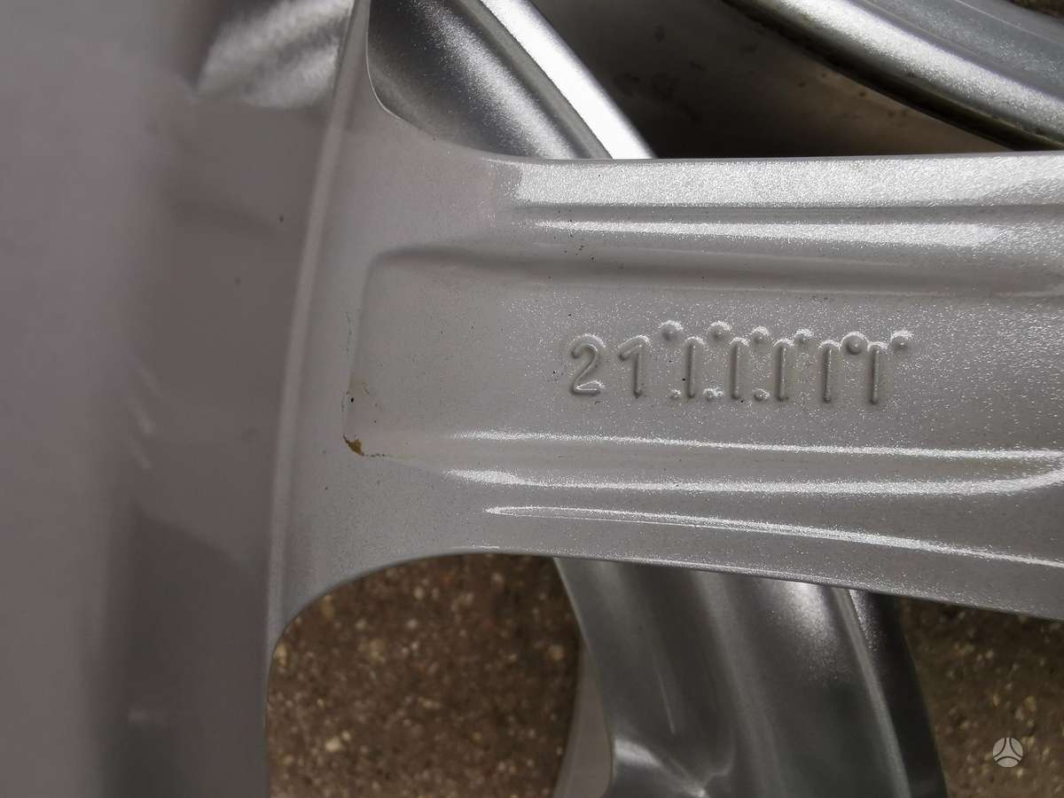 Audi A5 / A8, lengvojo lydinio, R19