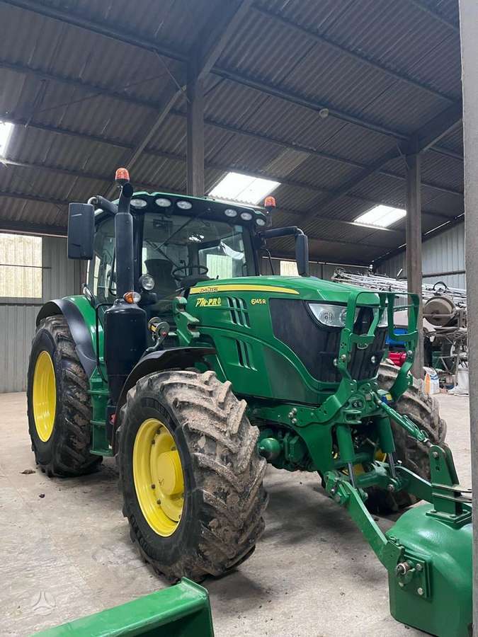John Deere 6145R, tractors