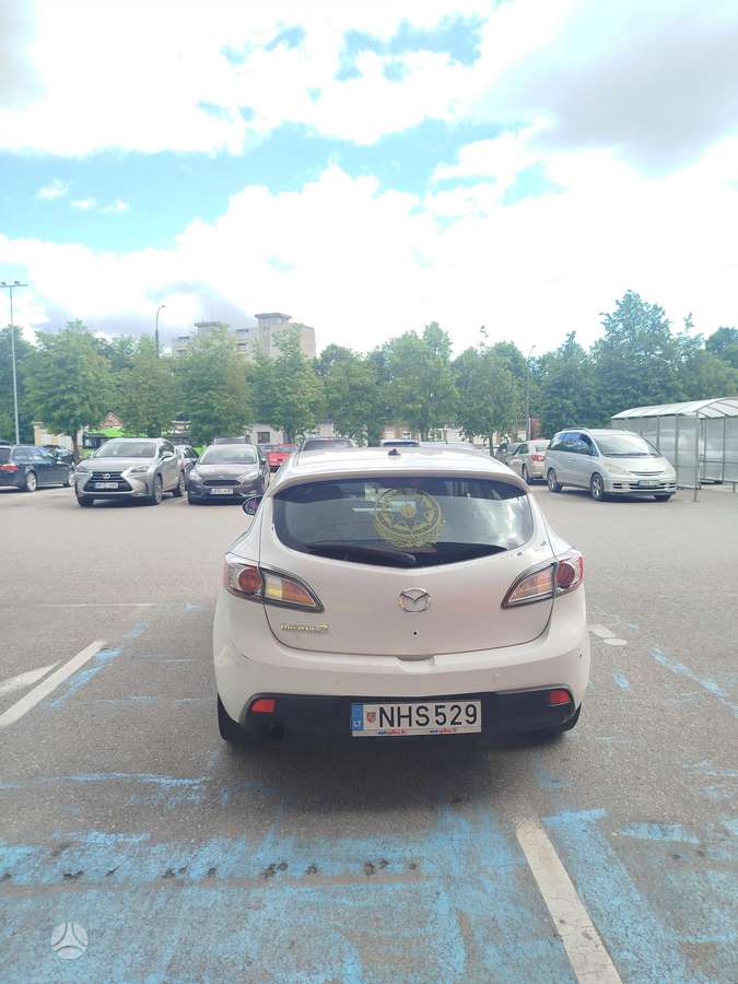 Mazda 3, 1.6 l., Хэтчбек