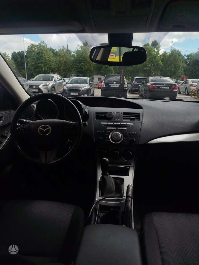 Mazda 3, 1.6 l., Хэтчбек