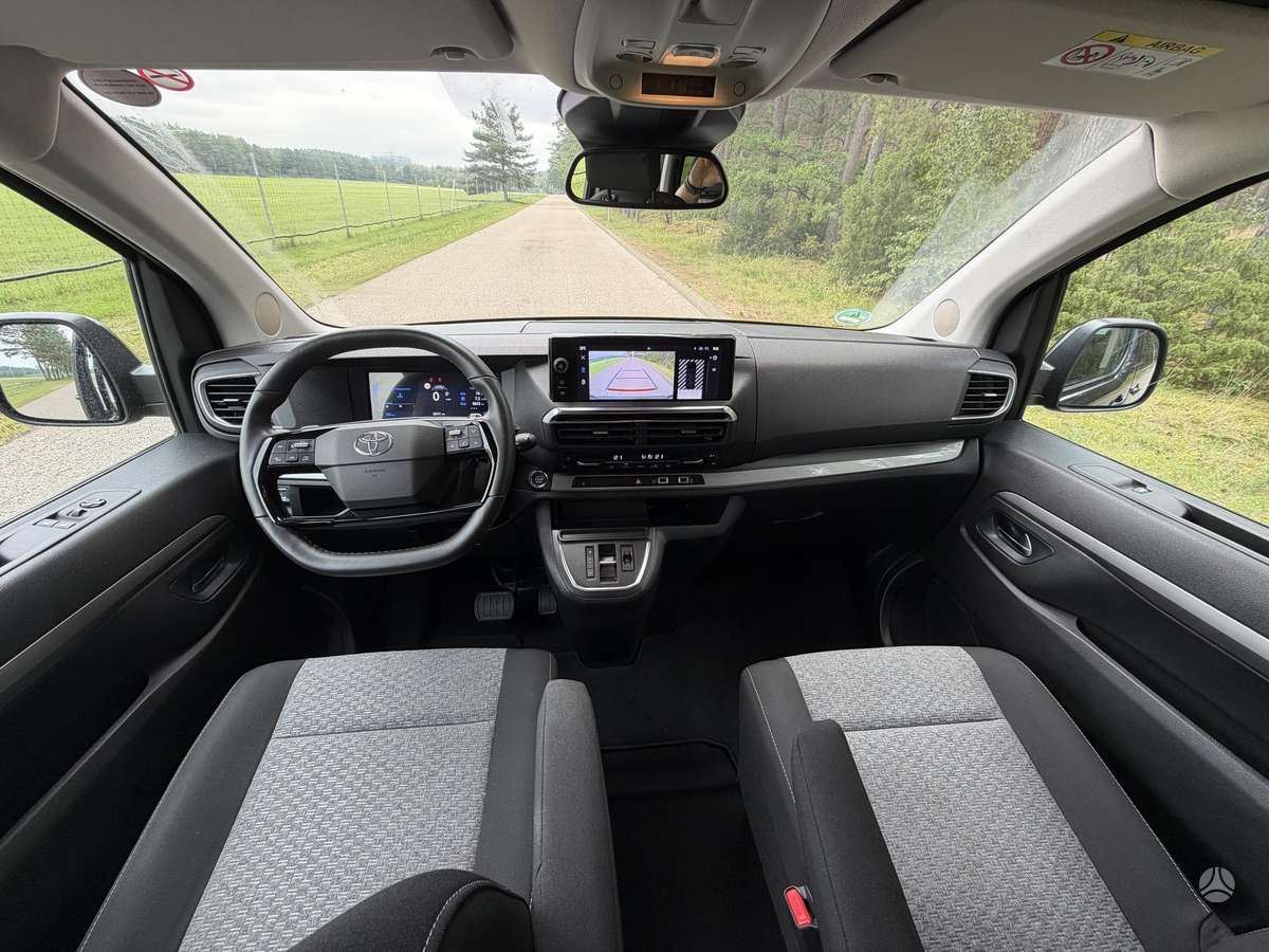Toyota Proace, passenger minibus