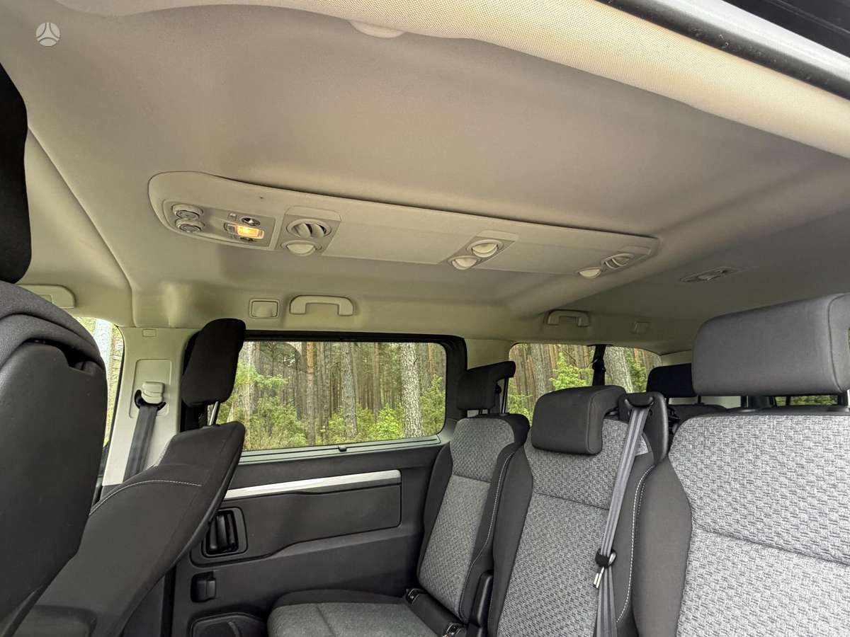 Toyota Proace, passenger minibus