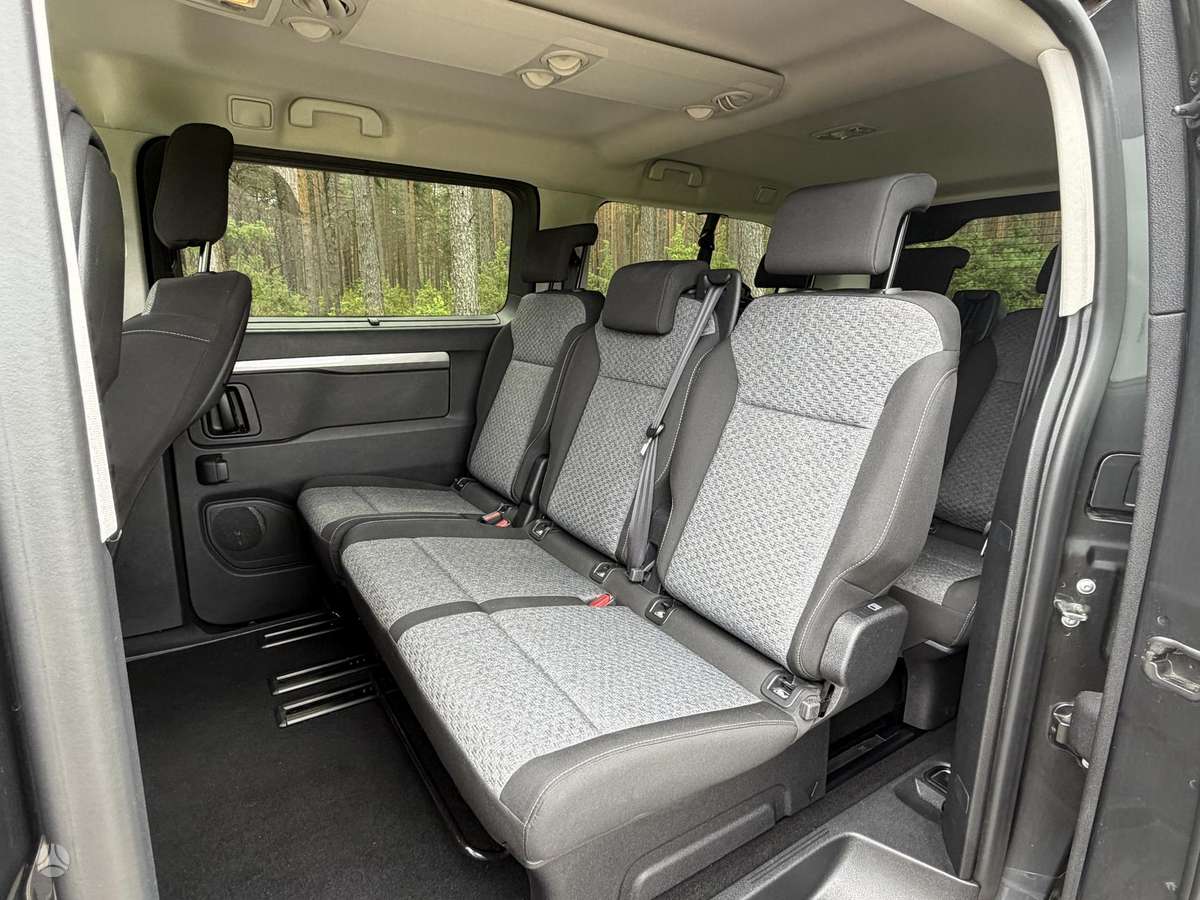 Toyota Proace, passenger minibus