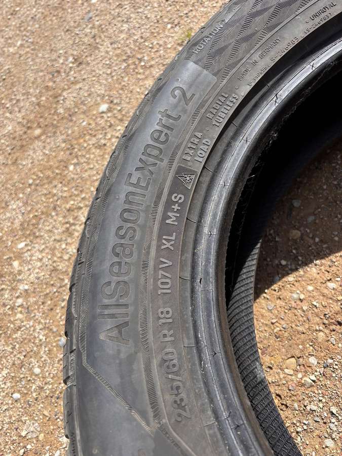 Uniroyal AllSeasonExpert 2, всесезонные 235/60 R18
