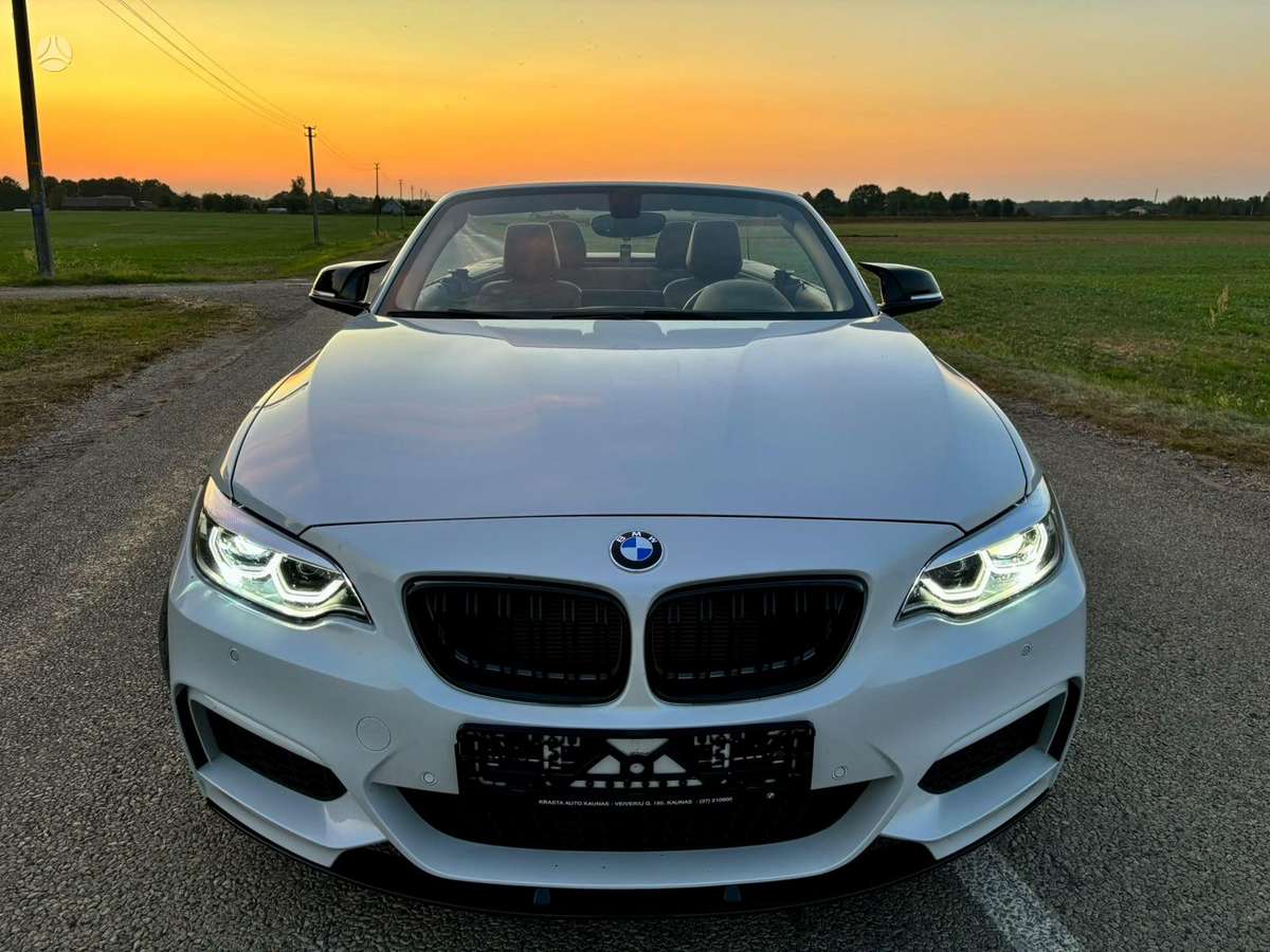 BMW 228, 2.0 l., convertible