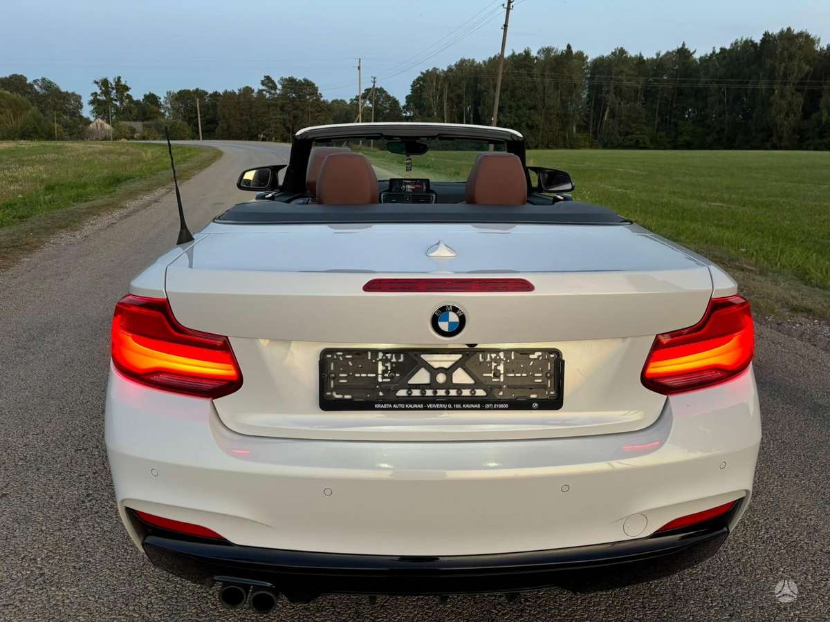 BMW 228, 2.0 l., convertible