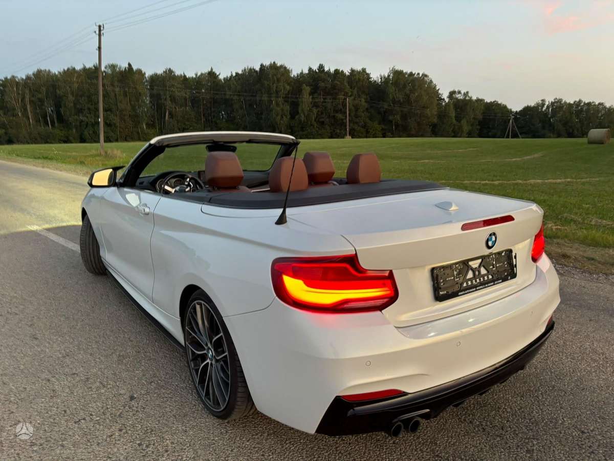 BMW 228, 2.0 l., convertible