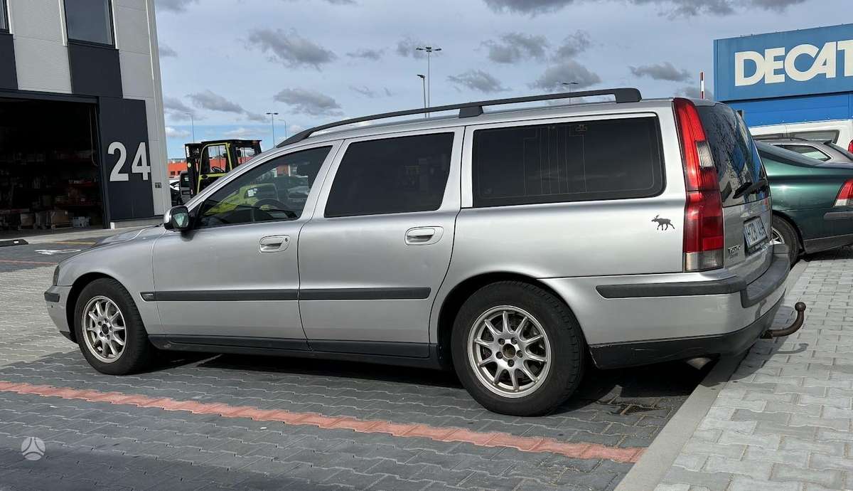 Volvo V70, 2.4 l., Минивэн