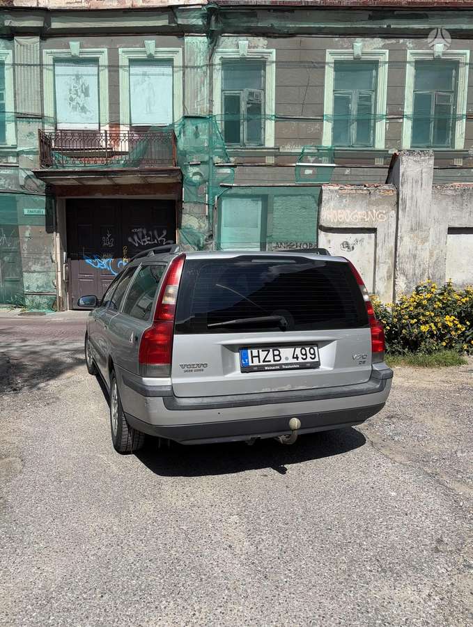 Volvo V70, 2.4 l., Минивэн