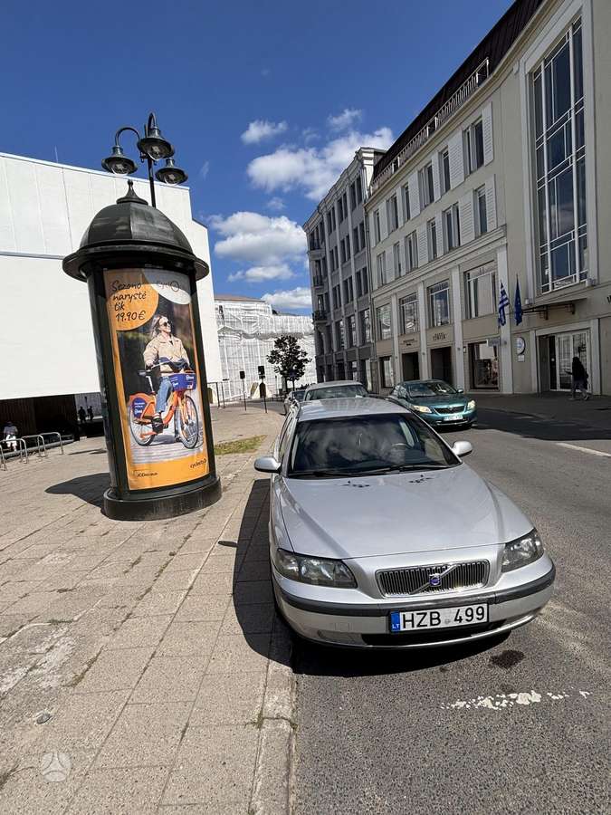 Volvo V70, 2.4 l., Минивэн