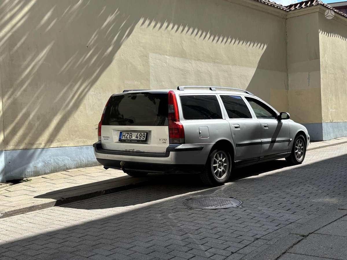 Volvo V70, 2.4 l., Минивэн