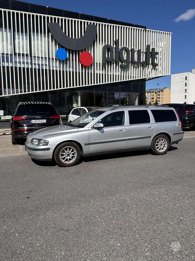 Volvo V70, 2.4 l., Минивэн