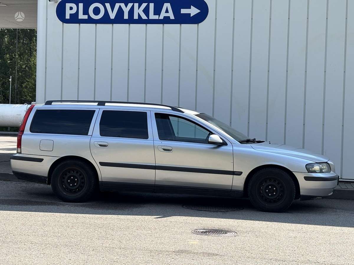 Volvo V70, 2.4 l., Минивэн