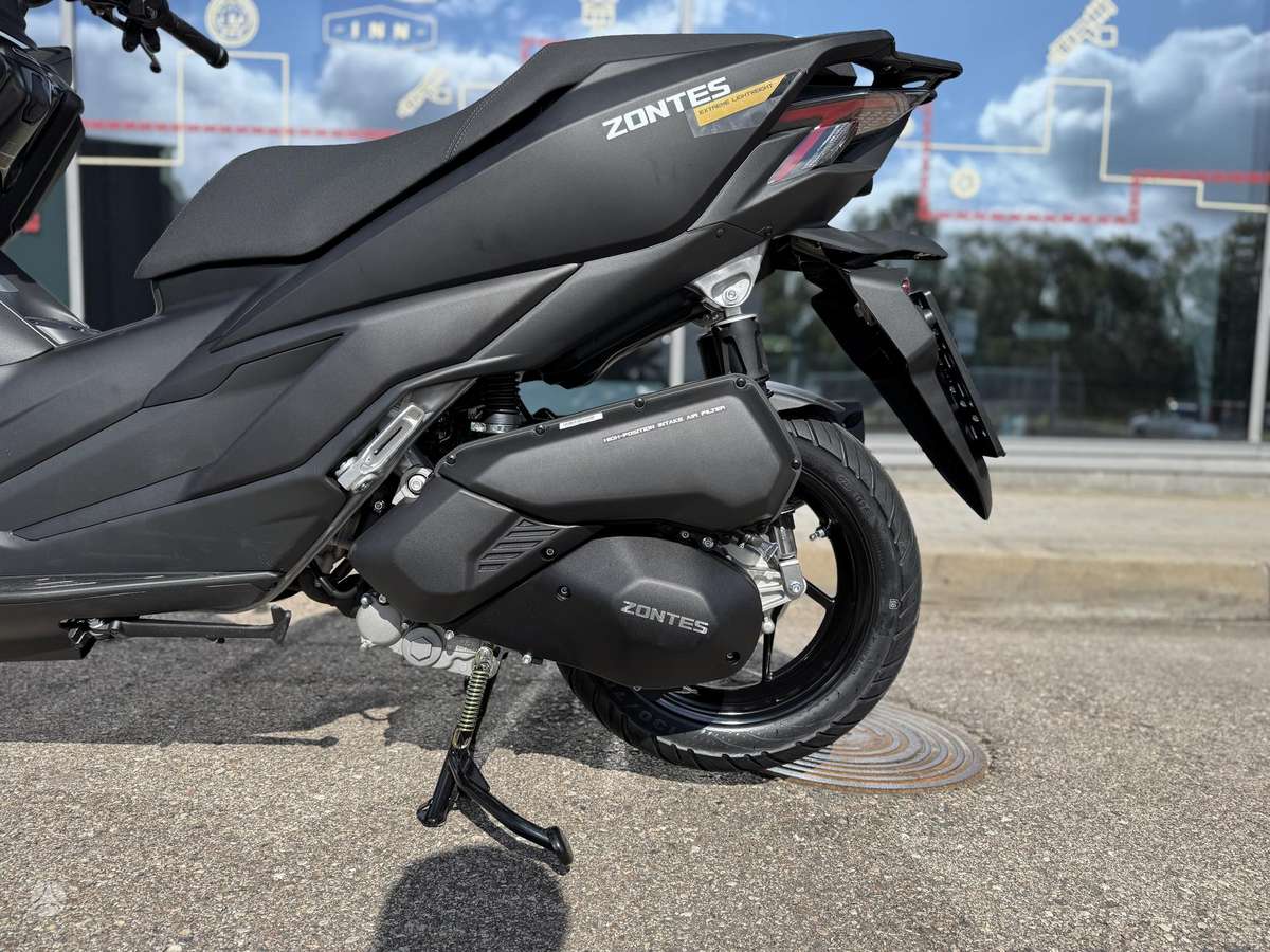 Zontes 125X 125cc, scooters / mopeds