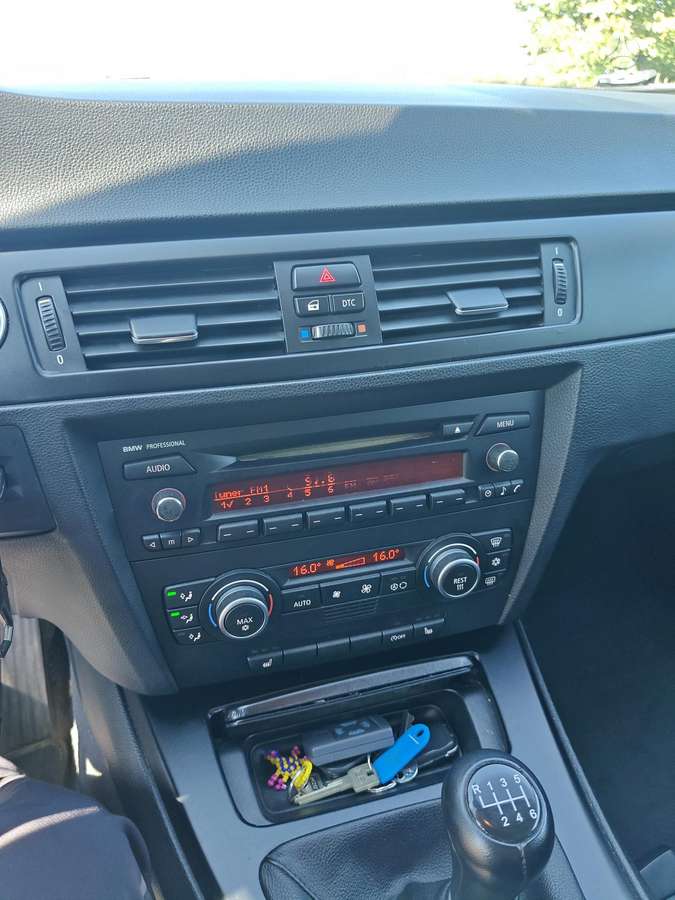 BMW 318, 2.0 l., Универсал