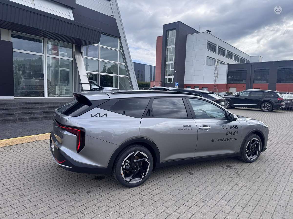 Kia K4, 1.6 l., Универсал